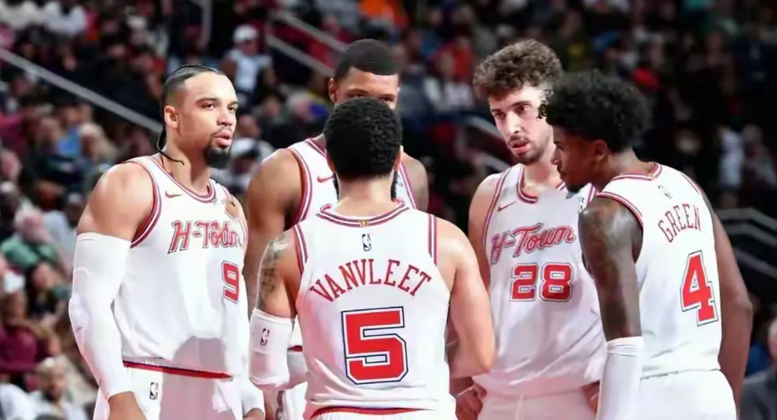 火箭队轻松击败国王队,取得比赛胜利 火箭队轻松击败国王队,取得比赛胜利