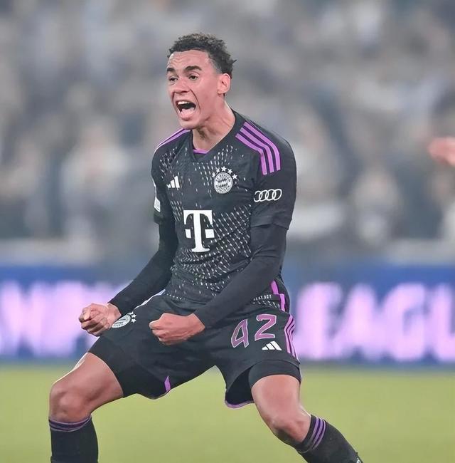 凯泽斯劳满载而归,球队积分榜排名攀升的简单介绍 凯泽斯劳满载而归,球队积分榜排名攀升的简单介绍