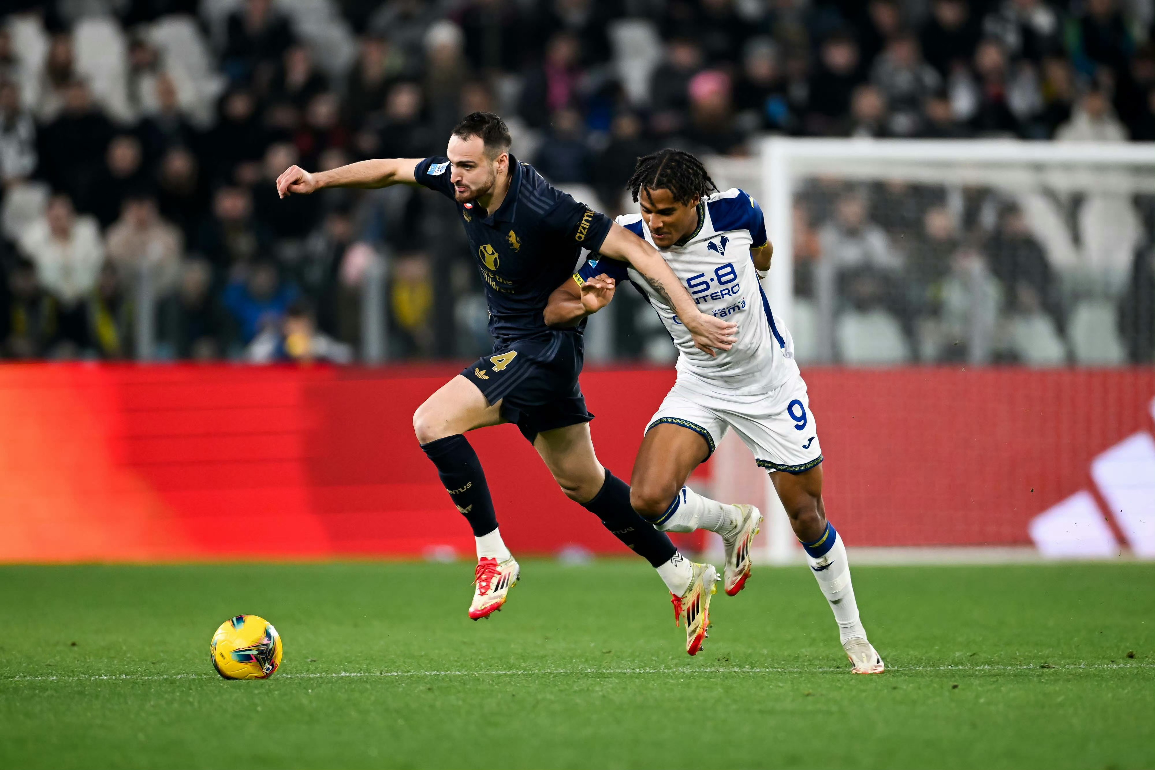 雷恩纳客场挑战尤文图斯,艰难一役的简单介绍 雷恩纳客场挑战尤文图斯,艰难一役的简单介绍