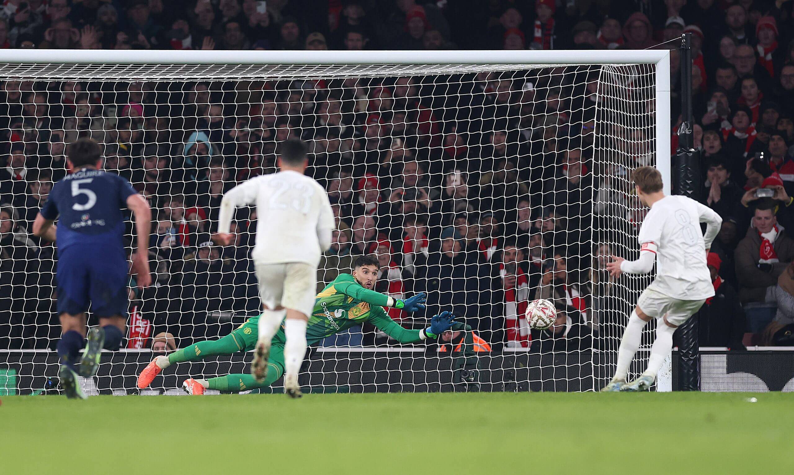 阿森纳惨败淘汰赛前景困难不乐观 阿森纳惨败淘汰赛前景困难不乐观