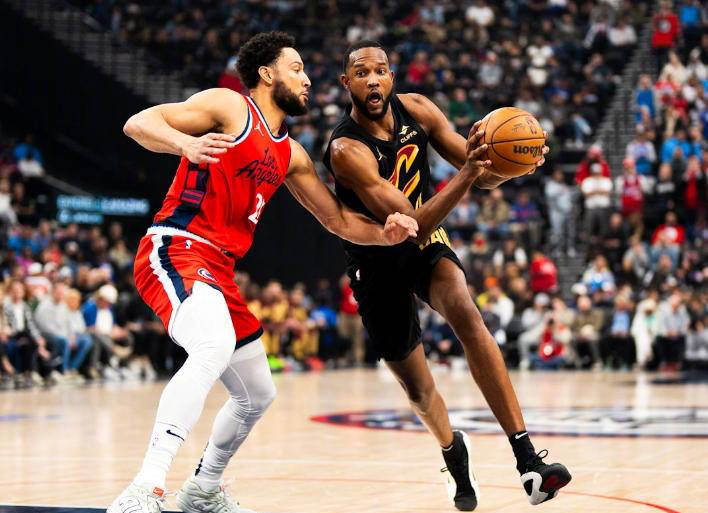 爵士客场击败骑士,终结两连败! 爵士客场击败骑士,终结两连败!