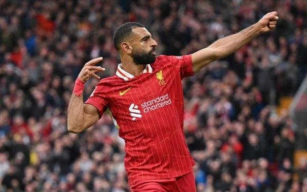 -埃弗顿客场逆转成功，喜迎胜利