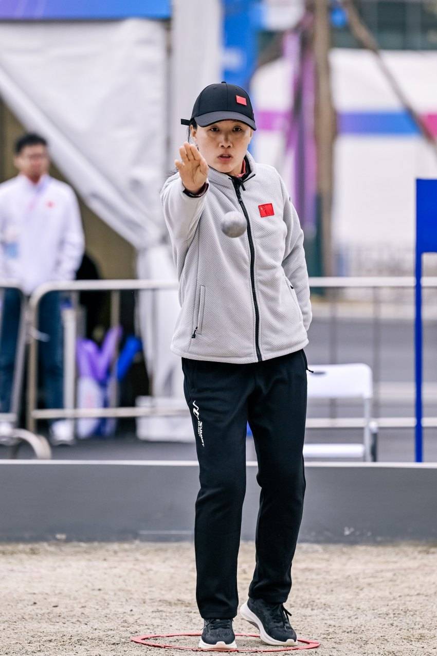 匈牙利奋勇拼搏,欧预赛赢得喝彩 匈牙利奋勇拼搏,欧预赛赢得喝彩