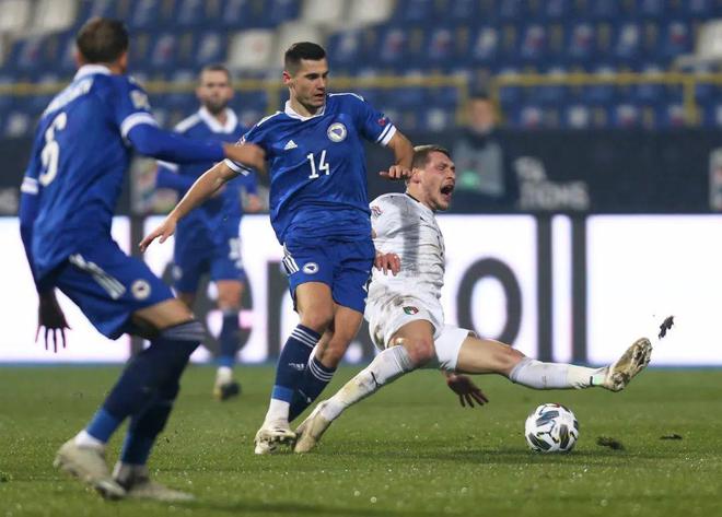 包含惊险获胜!欧预赛强队突围晋级在望的词条 包含惊险获胜!欧预赛强队突围晋级在望的词条