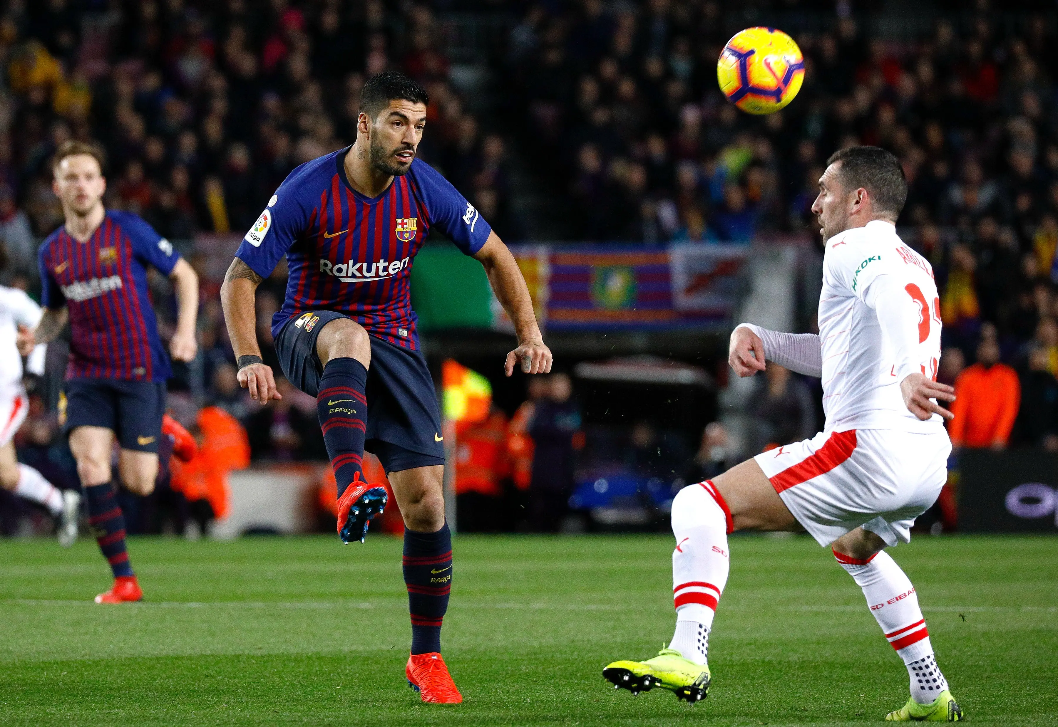 关于激情碰撞!亚洲足球联赛上场场精彩对决的信息 关于激情碰撞!亚洲足球联赛上场场精彩对决的信息