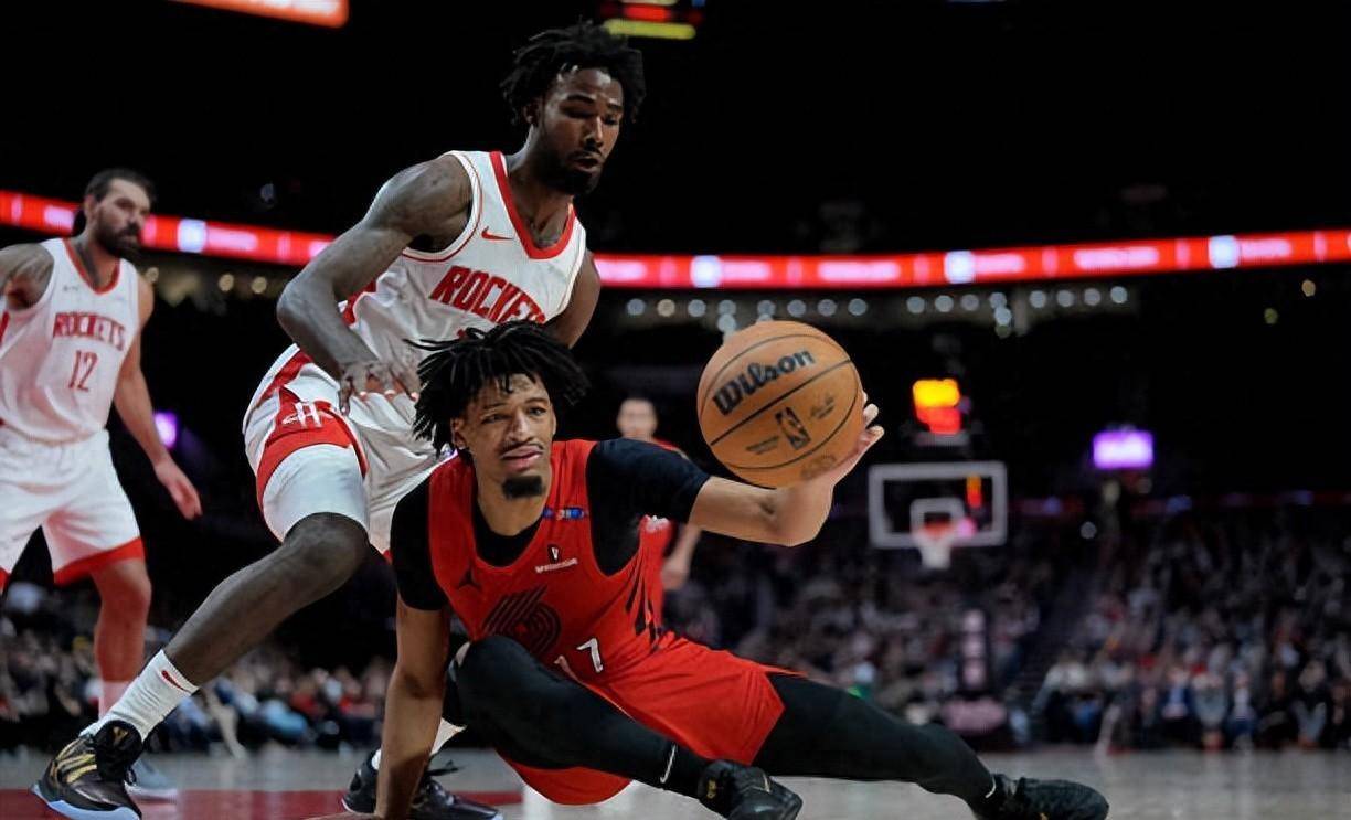 FB体育娱乐-火箭队客场力胜开拓者队，取得重要胜利