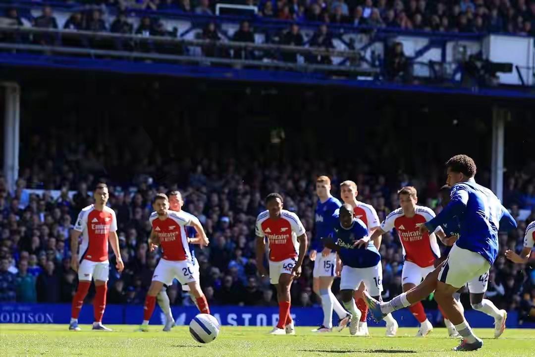 FB体育注册网址-曼联客场战平富勒姆，客场难求胜利