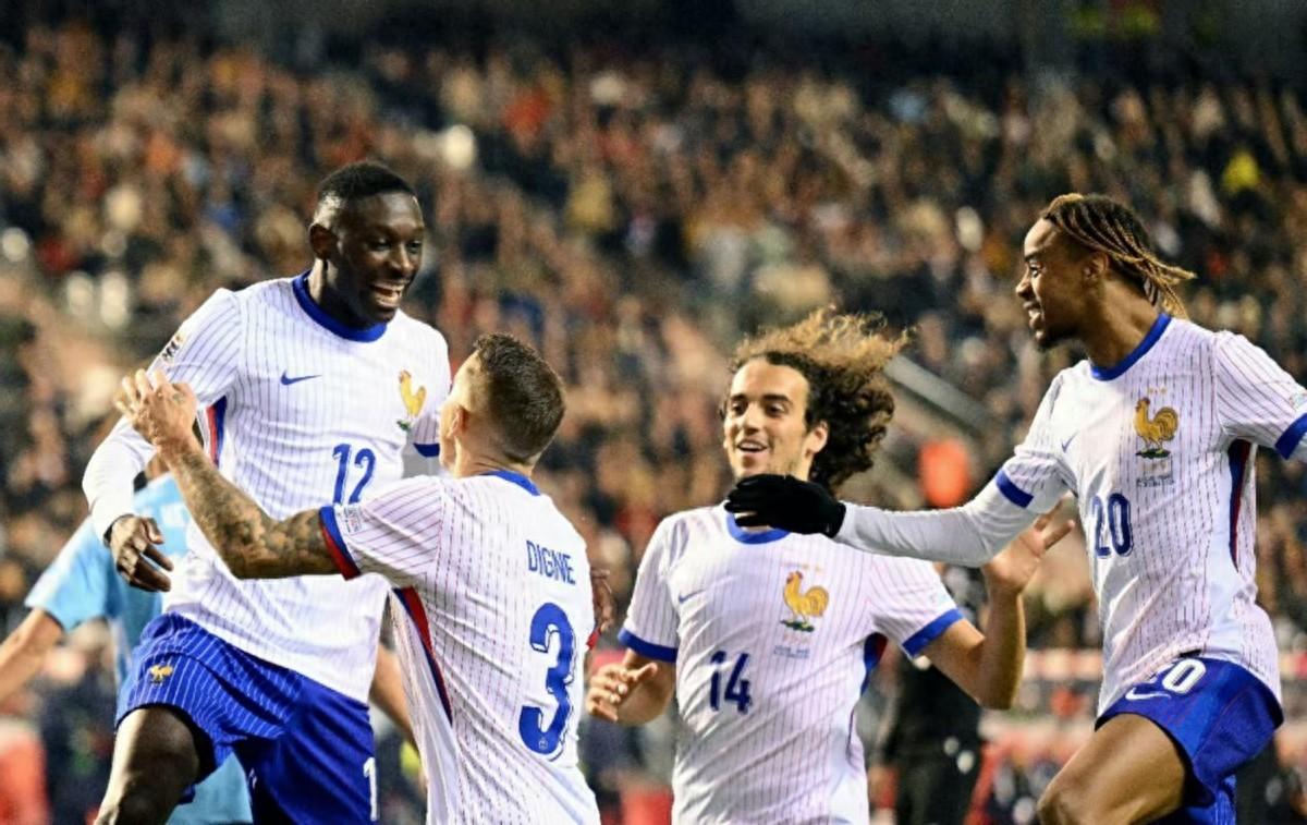 法国在点球战中淘汰英国,晋级 法国在点球战中淘汰英国,晋级