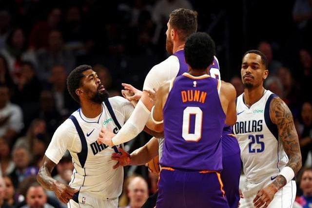 -独行侠内部发生争执，主教练公开批评球员表现