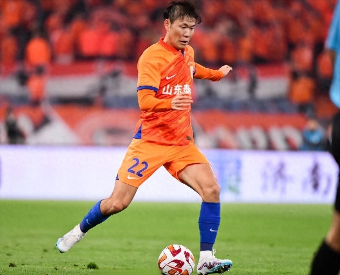 FB体育在线-山东泰山队取得胜利，表现出色迎来好气象