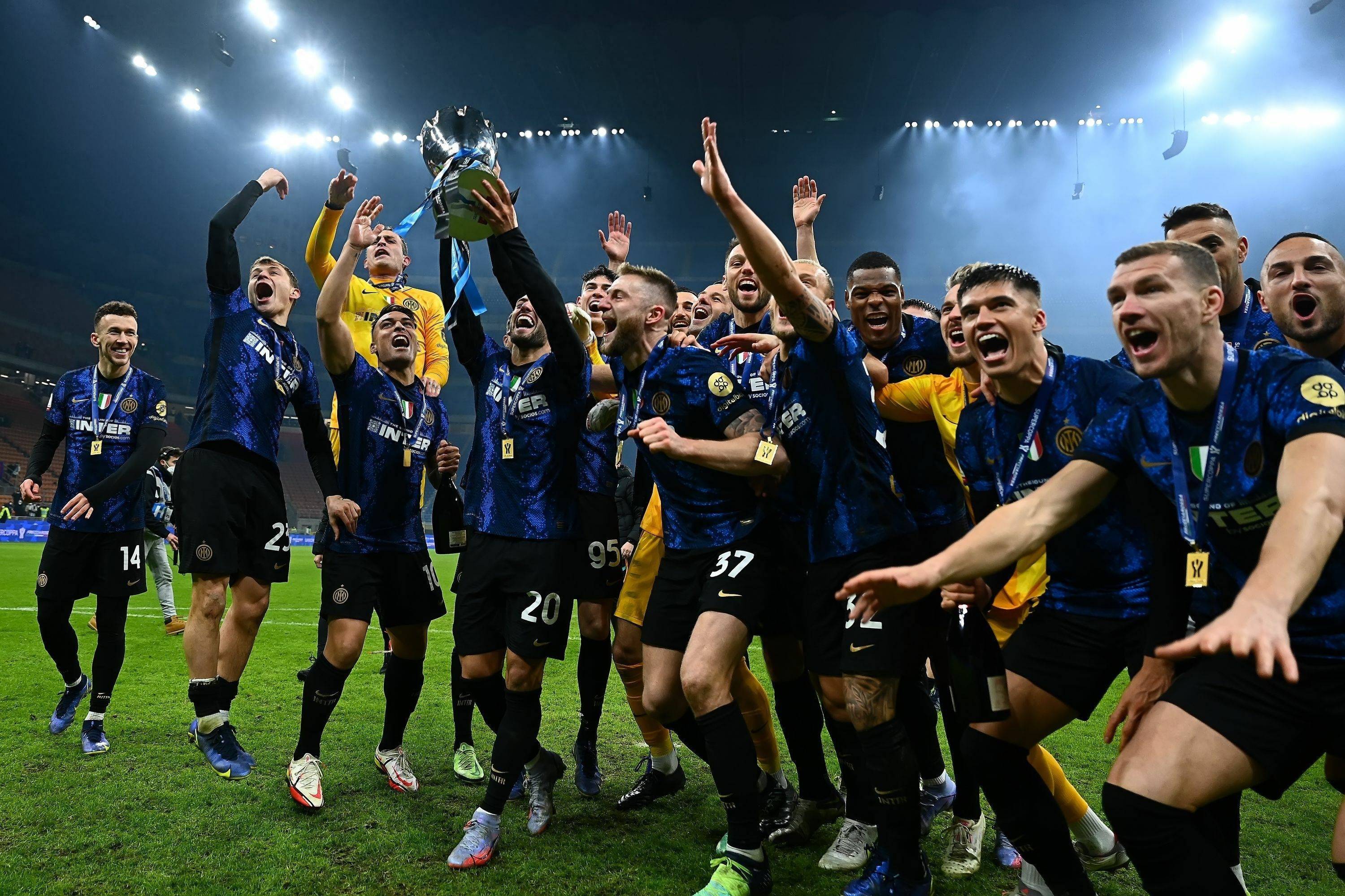 帕尔马在主场负于卡利亚里,遭遇三连败 帕尔马在主场负于卡利亚里,遭遇三连败