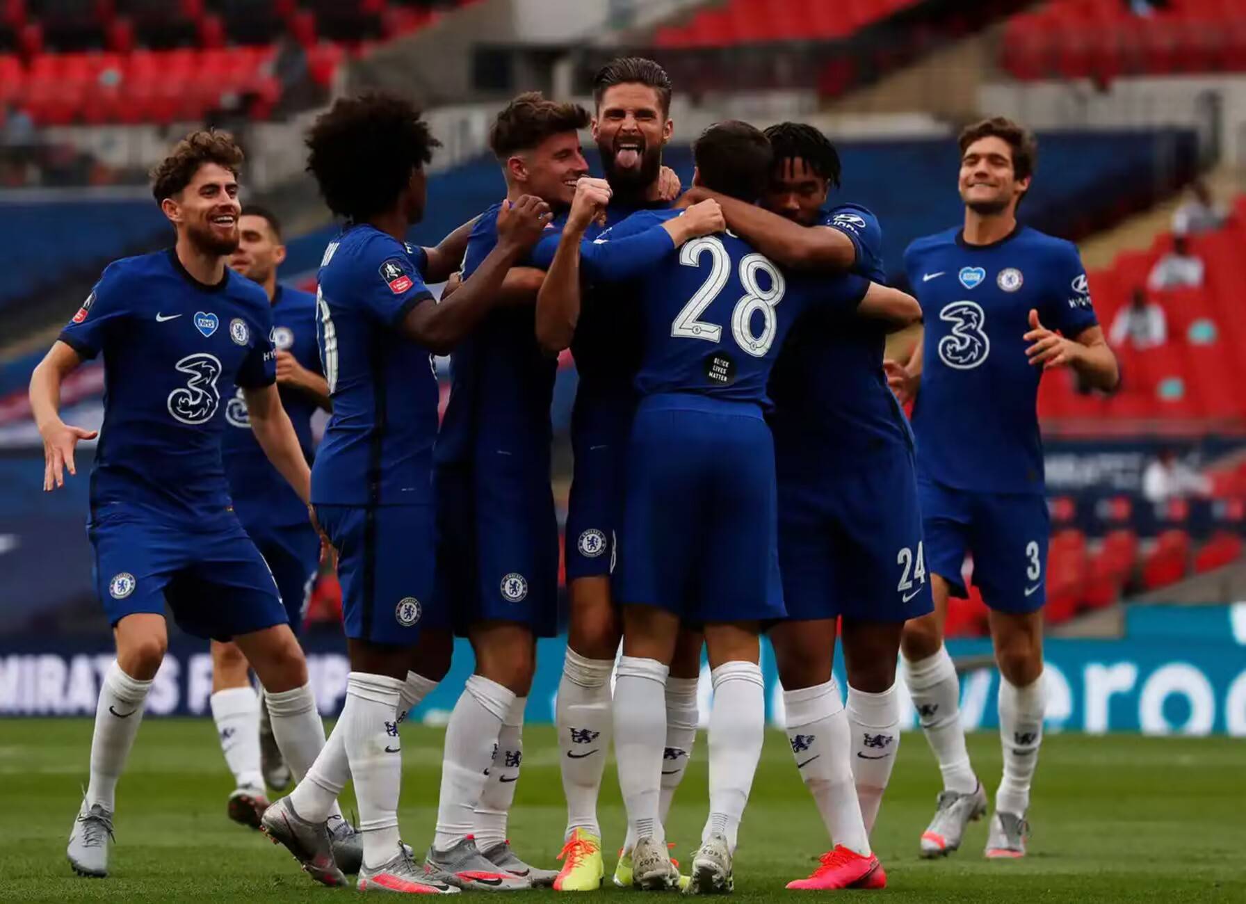 切尔西对阵狼队，双方实力对比