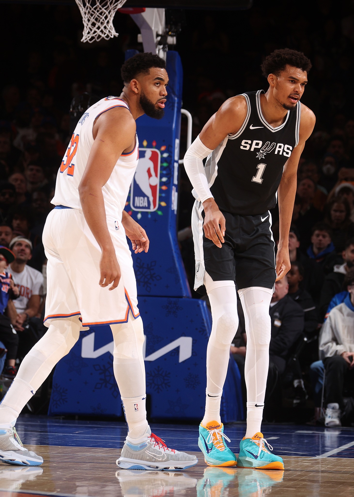 尼克斯击败马刺,圣安东尼奥客场失利 尼克斯击败马刺,圣安东尼奥客场失利