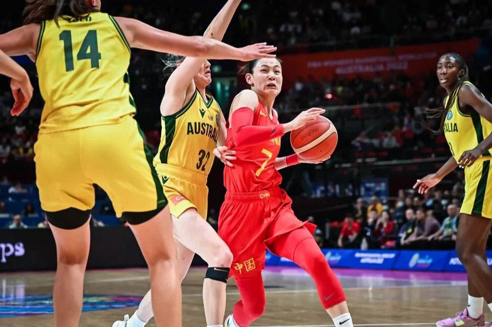 包含斯洛文尼亚挑战俄罗斯,双方激烈对抗的词条 包含斯洛文尼亚挑战俄罗斯,双方激烈对抗的词条