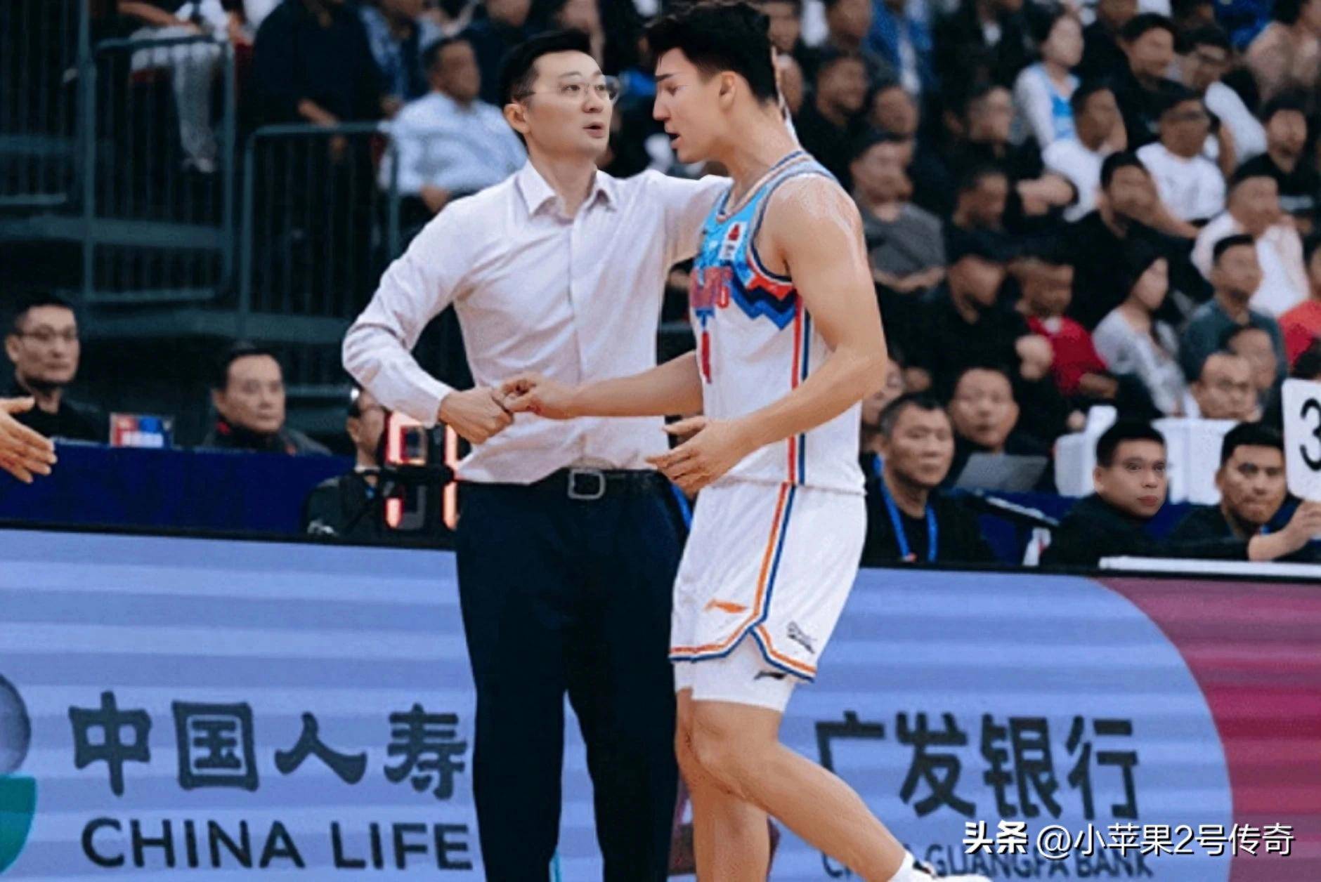 山东男篮将对阵逆风上海队,谁将胜出? 山东男篮将对阵逆风上海队,谁将胜出?