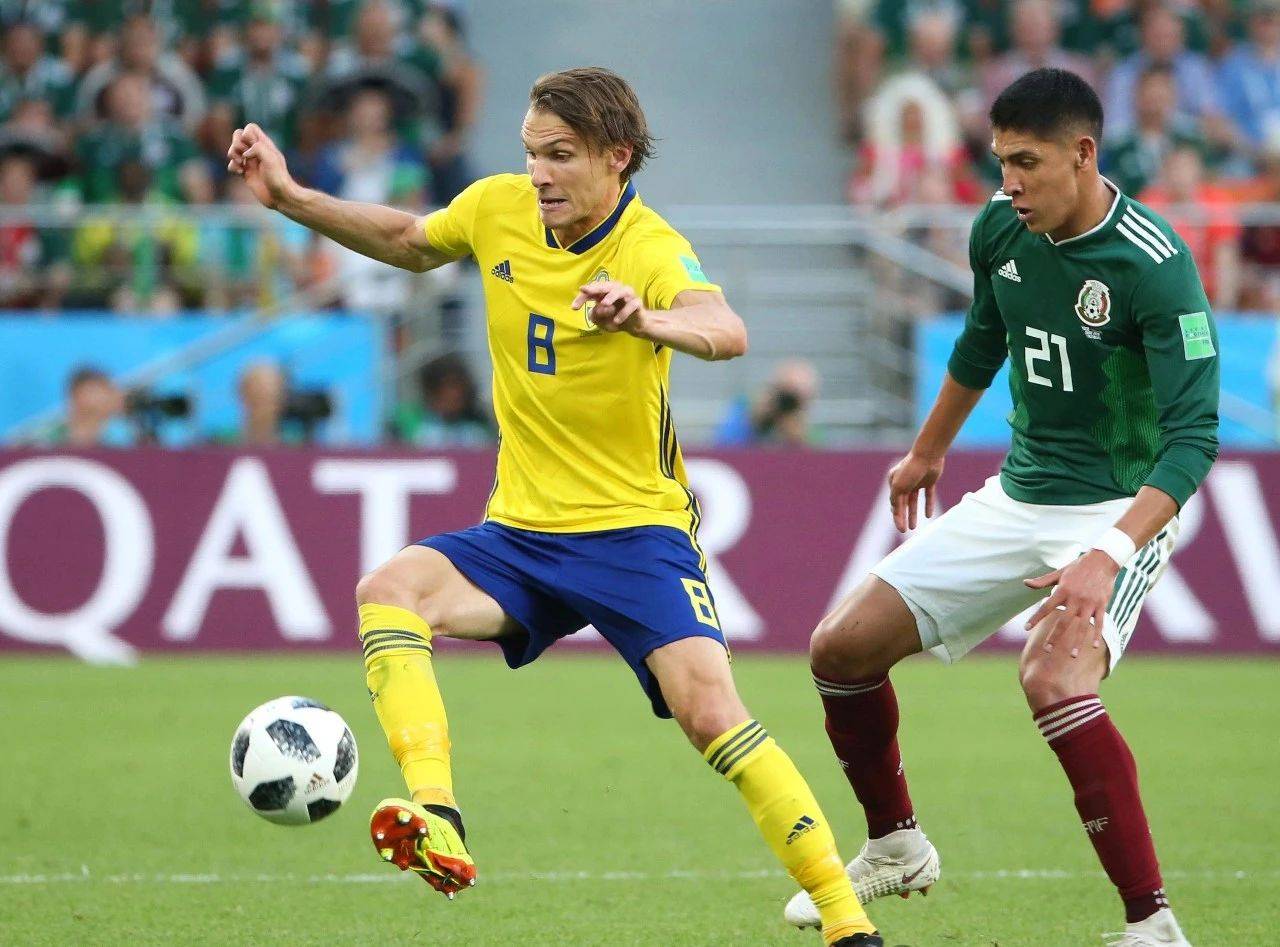 包含哥伦比亚队在比赛中发挥出色,一路领先的词条 包含哥伦比亚队在比赛中发挥出色,一路领先的词条