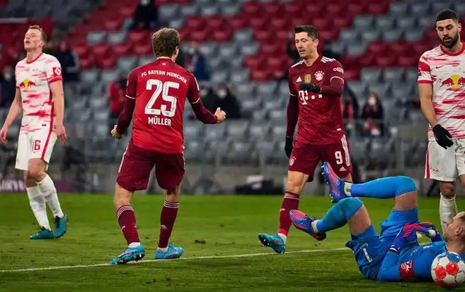 关于拜仁慕尼黑客场大胜，继续领跑德甲的信息