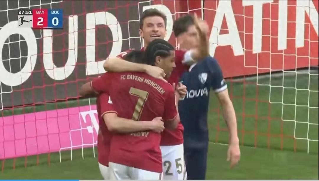 欧洲联赛热门球队双双闯入四强 欧洲联赛热门球队双双闯入四强