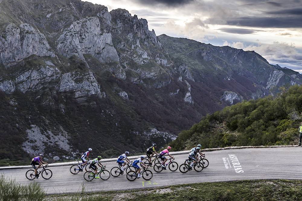 北美运动员突围夺牌,喜获认可 北美运动员突围夺牌,喜获认可