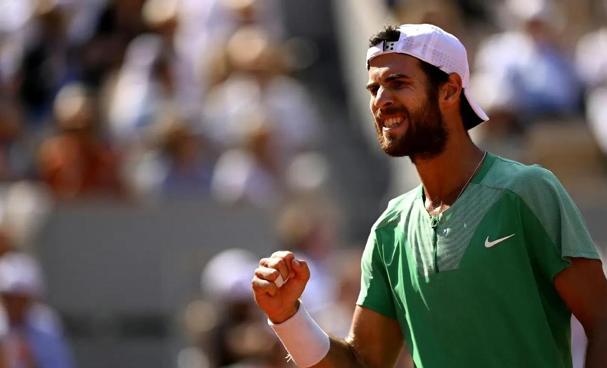 西班牙网球选手力压对手,成功晋级 西班牙网球选手力压对手,成功晋级