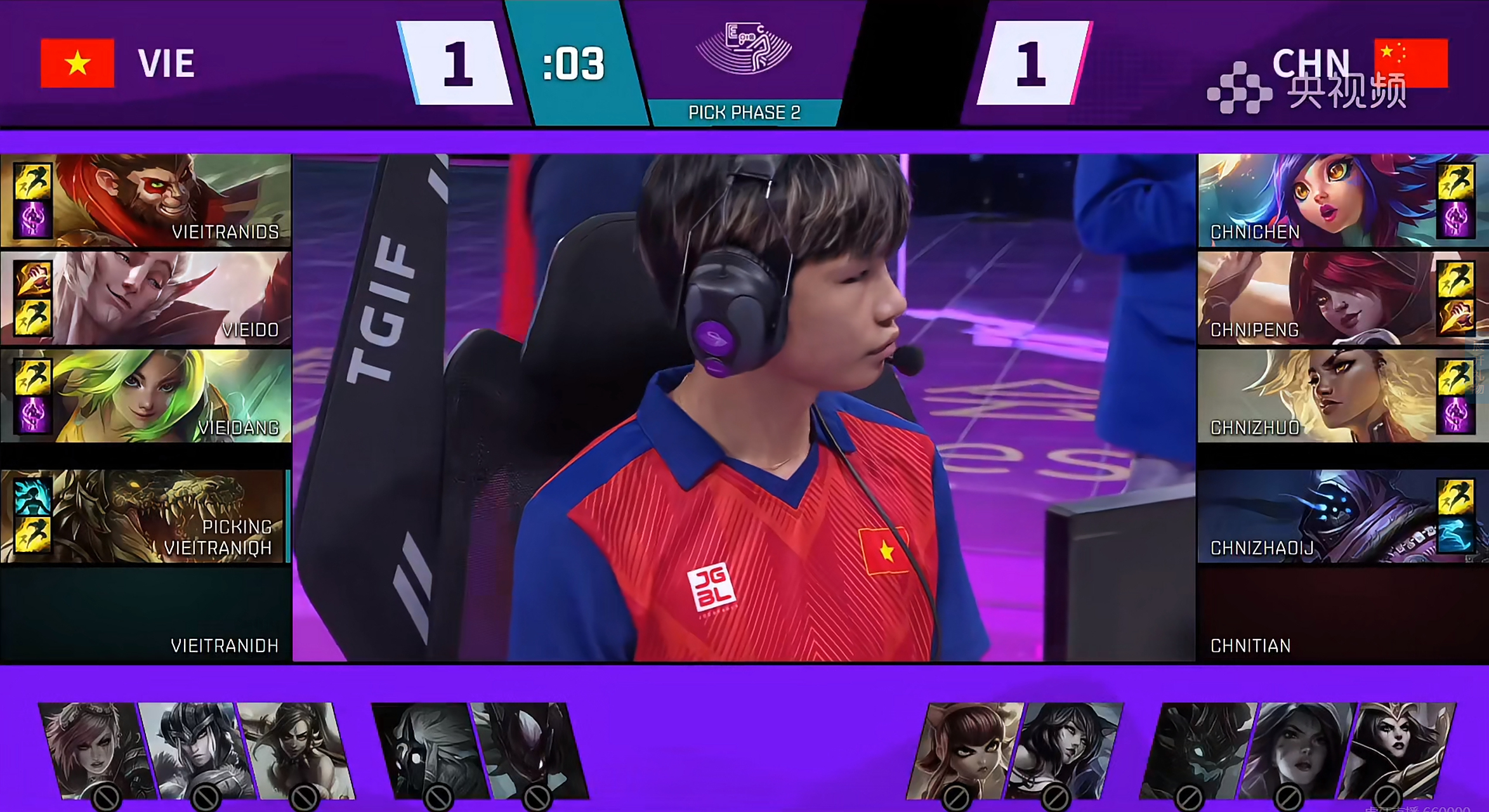 FB体育-竞技激烈，双方全力争夺胜负令人屏息的简单介绍