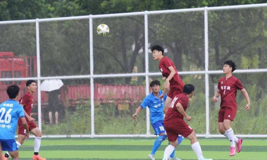 重大足球比赛中的团队竞技值得期待 重大足球比赛中的团队竞技值得期待