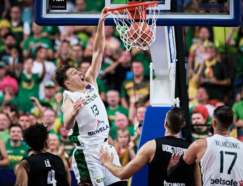 包含立陶宛女子足球联赛频频上演绝杀的词条 包含立陶宛女子足球联赛频频上演绝杀的词条