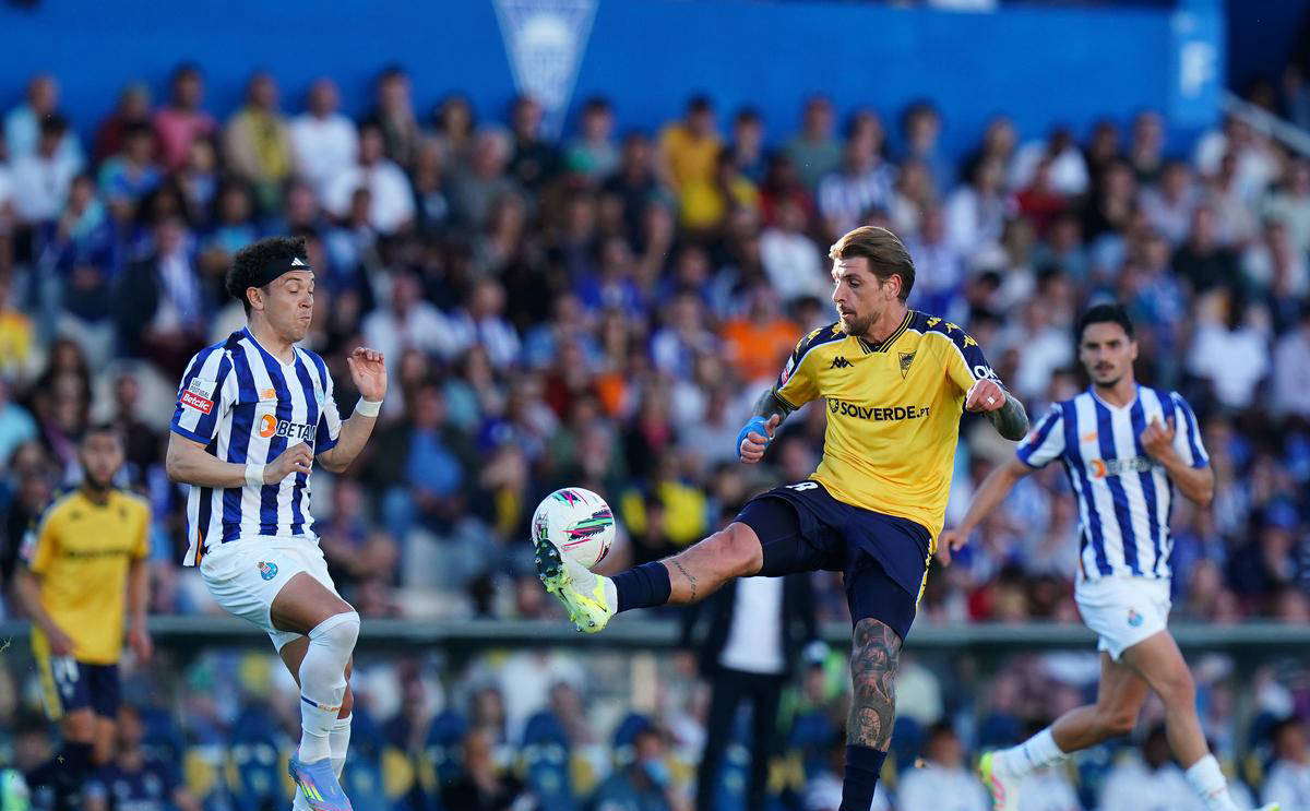 包含波尔多再胜:主场告捷里尔,保持不败的词条 包含波尔多再胜:主场告捷里尔,保持不败的词条