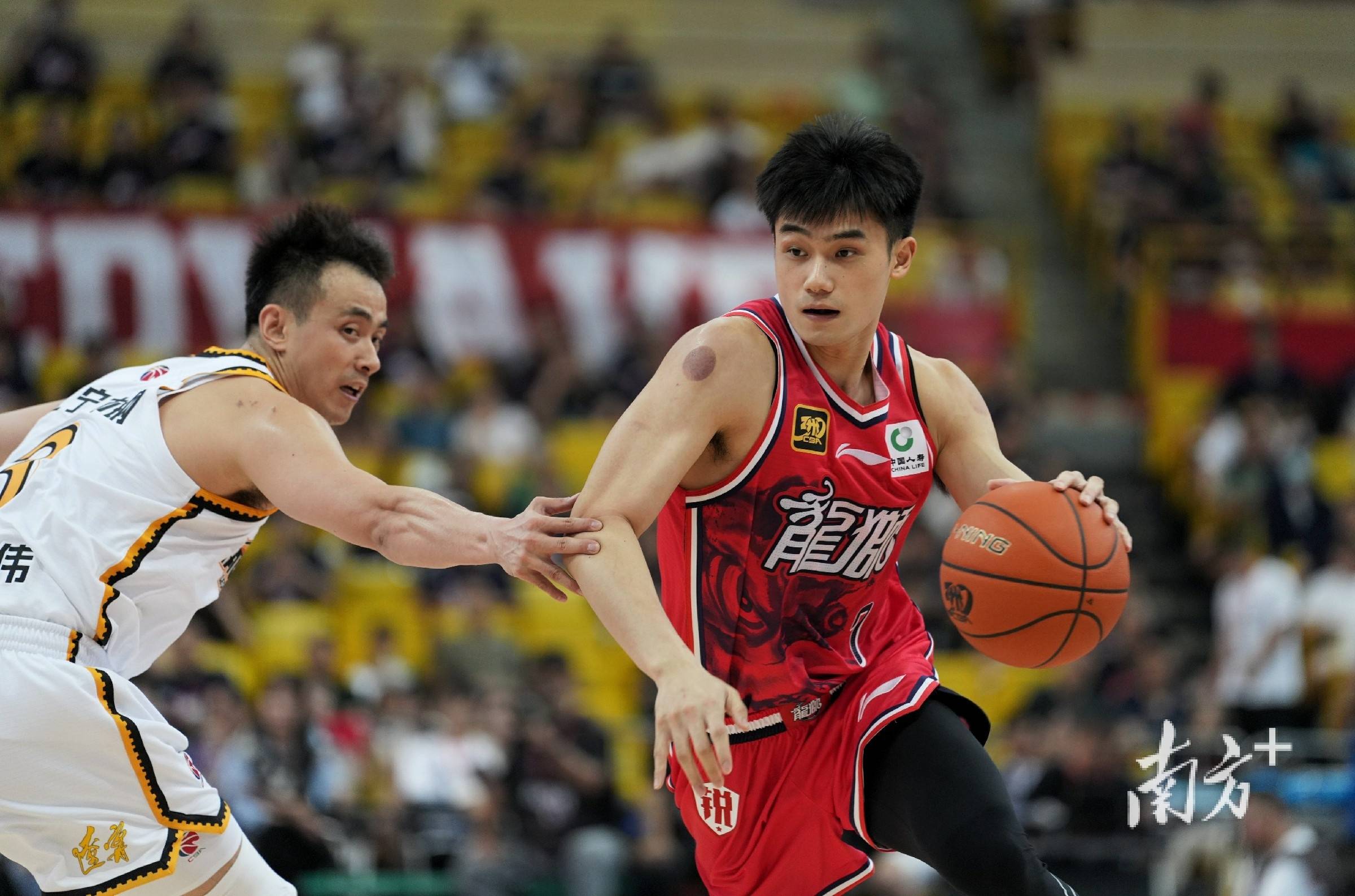 辽宁男篮不敌广东遭遇五连败,郭艾伦复出表现不佳 辽宁男篮不敌广东遭遇五连败,郭艾伦复出表现不佳