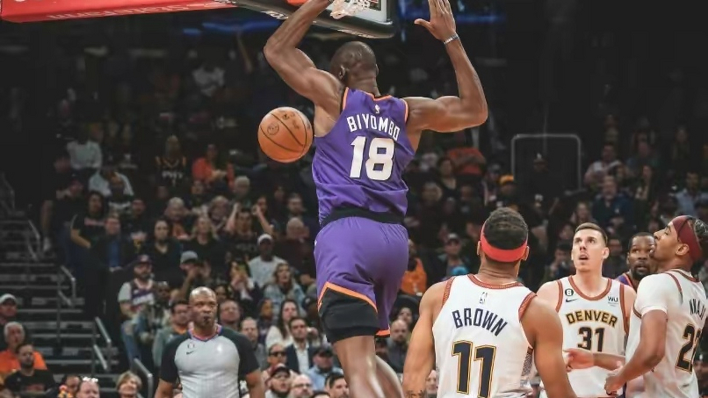 FB体育注册网址-勇士轻取骑士，杜兰特状态回暖