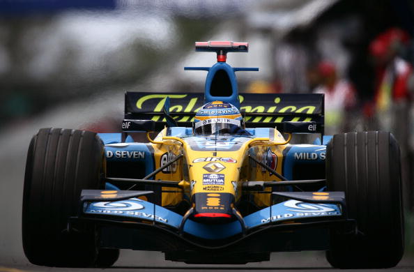 FB体育下载-关于梅赛德斯碾压红牛二队，阿隆索点燃赛场的信息